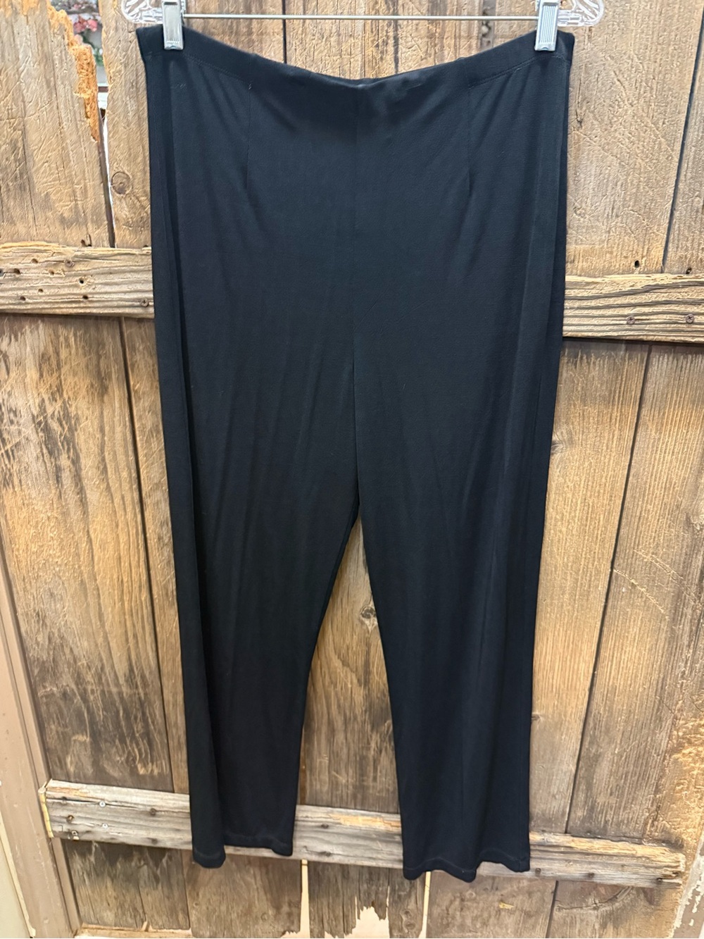 Classic Black Wide-Leg Pull-On Pants